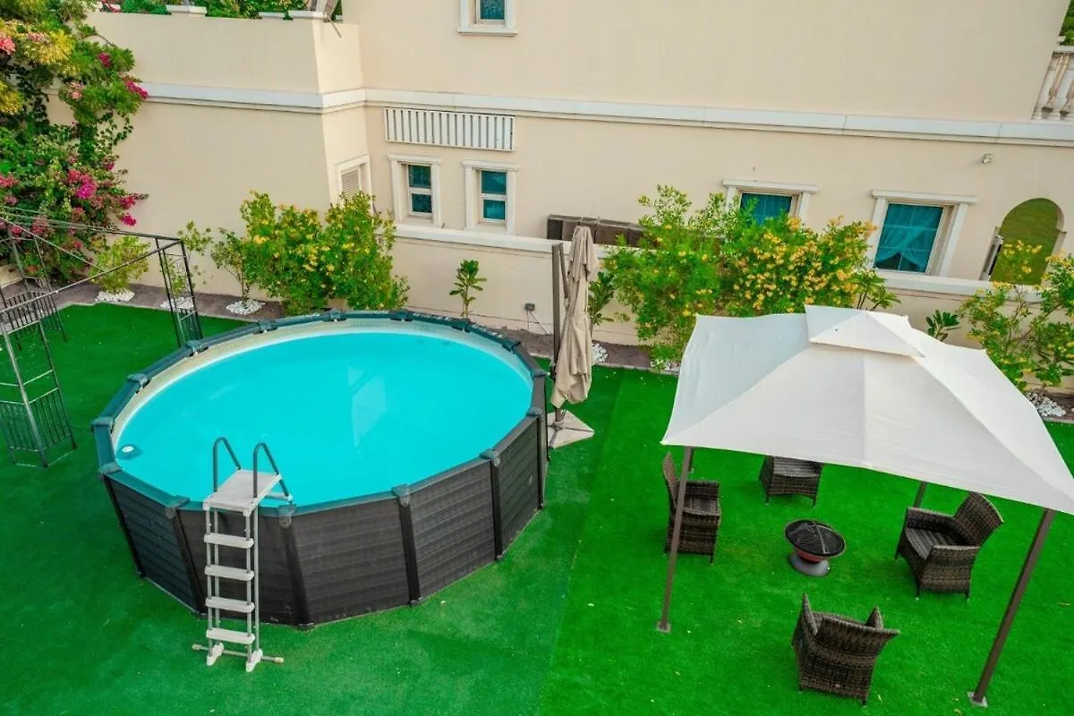 Dubai Villa - Beautifully Appointed